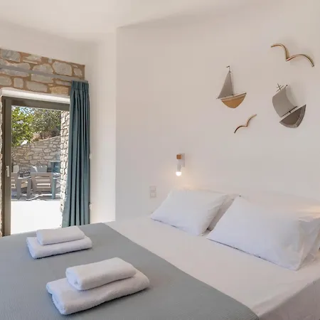 Willa Lagaditis Lefkes (Paros)