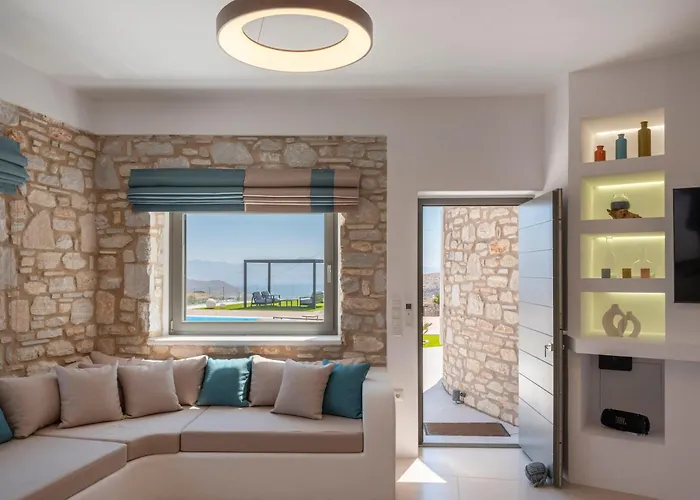 Lagaditis Lefkes (Paros)