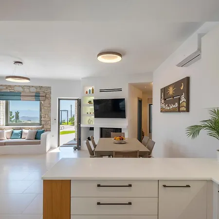 Lagaditis Lefkes (Paros)